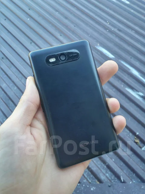 Nokia Lumia 820. �/� ����