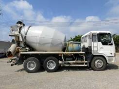 Hino Profia. Миксер во Владивостоке, 13 000 куб. см., 5,20 куб. м. Под заказ