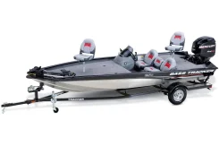 Tracker. 2010 ���, ����� 5��., ��������� ���������, 40��.�., ������ ����