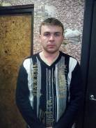 Слесарь-механик. Незаконченное высшее образование (студент), опыт работы 8 лет