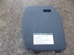 Лючок кармана в багажнике. Toyota Gaia, SXM10, SXM15G, SXM10G, SXM15