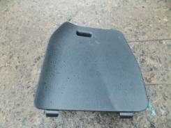 Лючок кармана в багажнике. Toyota Gaia, SXM10, SXM15G, SXM10G, SXM15