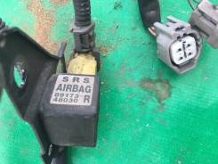 Датчик airbag. Toyota Kluger V, ACU20, ACU20W, ACU25, ACU25W, MCU20, MCU20W, MCU25, MCU25W Toyota Highlander, ACU20, ACU20L, ACU25, ACU25L, MCU20, MCU...