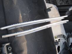 Молдинг лобового стекла. Toyota Camry, SV32