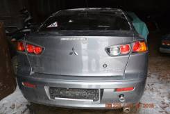 Задняя часть автомобиля. Mitsubishi Lancer