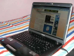 Toshiba Satellite. 15.6", WiFi, Bluetooth ����