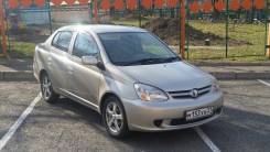 Toyota Platz. Без водителя