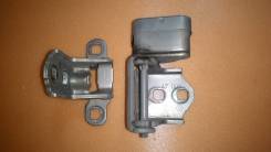 Кронштейн двери. Renault Megane, BM, KM, LM05, LM1A, LM2Y Двигатели: F4R, F4RT, F9Q, K4J, K4M, K9K, M9R