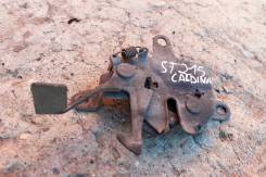 Замок капота. Toyota Caldina, ST215, AT211, ST215G, ST215W, ST210, CT216 Двигатели: 7AFE, 3SGTE, 3CTE, 3SGE, 3SFE
