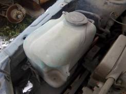 Бачок стеклоомывателя. Toyota Corona, ST191, ST190, CT190, CT195, ST195, AT190 Toyota Caldina, CT198, CT196, CT190, ET196, ST190, ST191, ST195 Toyota...