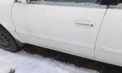 Уплотнитель двери. Toyota Corolla