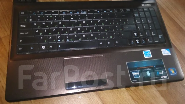 Asus K52F. 15.6", 2,2����, ��� 4 ��, ���� 320���, WiFi: 1, Bluetooth: 1 ����