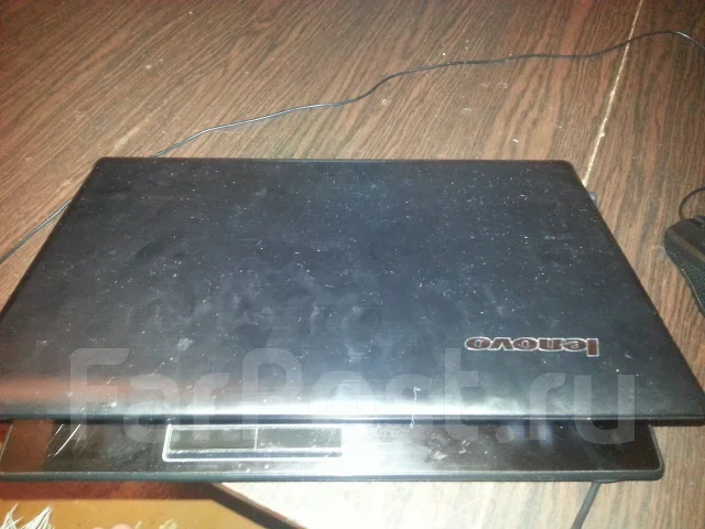 Lenovo G580. 12", ��� 4 ��, ���� 300���, WiFi: 1, Bluetooth: 1, ����������� �� 12��. ����