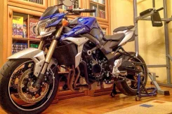 Suzuki GSR 750A. 750����. ��., ��������, ���, � �������� ����