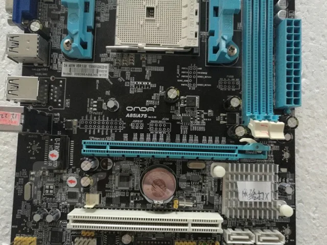 Socket FM2 ����
