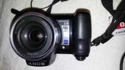 Sony Cyber-shot DSC-H7. 8 - 8.9 ��, ���: 14� � ����� ����