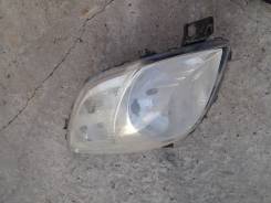 Фара. Toyota Yaris