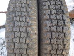 Bridgestone WT11. Зимние, шипованные, 2007 год, износ: 20%, 2 шт