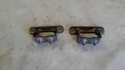 Крепление двери багажника. Subaru Legacy, BG5, BG3, BH5, BG9, BH9, BGA, BHC, BGC, BHE, BG2, BG4 Subaru Forester, SHJ, SF5, SG5, SH5, SF9, SG9, SH9 Sub...