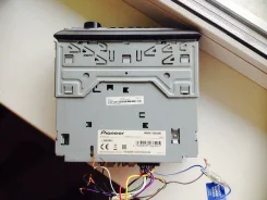 Pioneer MVH-150UB ����