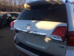 Дверь багажника. Toyota Land Cruiser