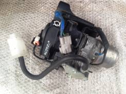 Насос подкачки стоек. Lexus LS600h, UVF45, UVF46 Lexus LS460L, USF40, USF41, USF45, USF46 Lexus LS600hL, UVF45, UVF46 Lexus LS460, USF40, USF41, USF45...