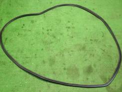 Уплотнитель двери багажника. Subaru Legacy Lancaster, BH9, BHE Subaru Legacy, BHC, BHE, BH5, BH9 Двигатели: EJ206, EJ208, EJ254, EJ201, EJ202, EZ30D...