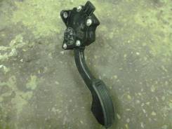 Педаль акселератора. Toyota Corolla, NDE150, ADE150, ZRE151, ZRE152 Toyota Auris, ADE150, NDE150, ZRE151, ADE157 Toyota Scion, AZE151 Двигатели: 1ZRFE...