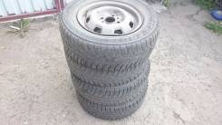 Bridgestone Ice Cruiser 7000. Зимние, шипованные, износ: 60%, 4 шт