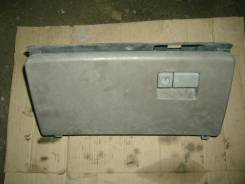 Бардачок. Toyota Camry, SV32 Двигатель 3SFE
