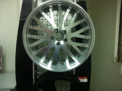 Kahn RS-X. 8.5x20", ET-35. ��� ����� �� ������������� ����