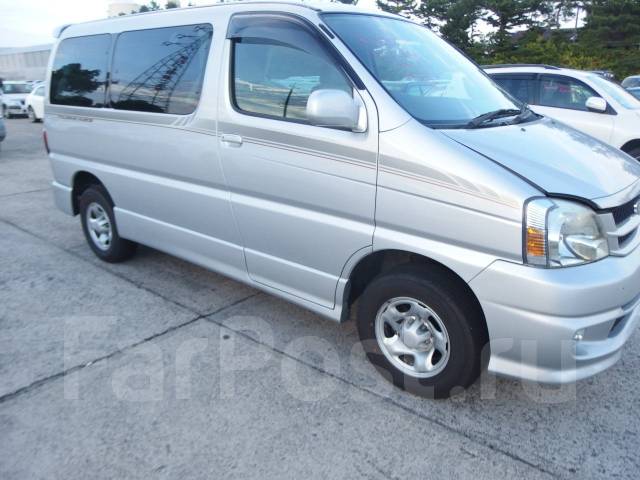 Toyota hiace regius 2001