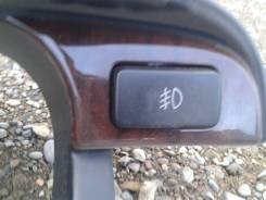 Кнопка включения противотуманных фар. Toyota Lite Ace, SR40 Toyota Town Ace, SR40 Toyota Town Ace Noah, SR40, SR50, CR50, CR40 Toyota Lite Ace Noah, S...