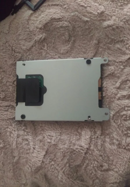 Samsung R520. 15.6", ��� 3072 ��, ���� 320���, WiFi: 1, Bluetooth: 1 ����