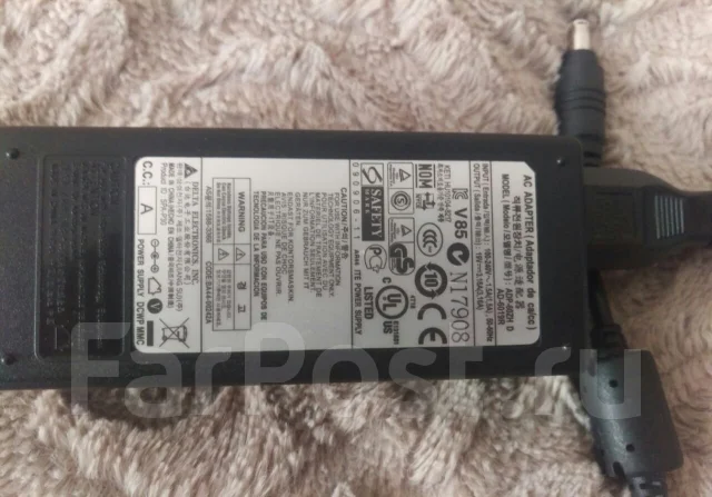 Samsung R520. 15.6", ��� 3072 ��, ���� 320���, WiFi: 1, Bluetooth: 1 ����