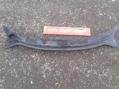 Решетка под дворники. Toyota Lite Ace, CR41, SR40, KR42 Toyota Town Ace, KR42, CR41, SR40 Toyota Town Ace Noah, CR42, KR41, KR42, SR40, SR50, CR50, CR...