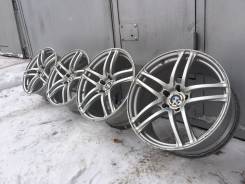 AVS Model T5. 8.5/9.5x19", 5x120, ET40/45 