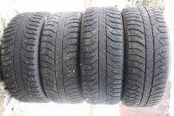Bridgestone Ice Cruiser 7000. Зимние, шипованные, 2011 год, износ: 50%, 4 шт