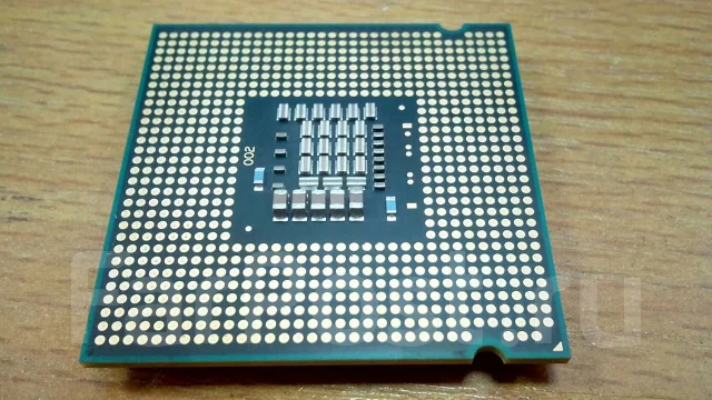 Intel Core 2 Duo E8500 ����