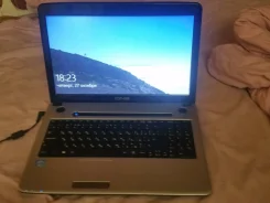 DNS Gamer. 15.6", 3,4����, ��� 8 ��, ���� 1 000���, WiFi, Bluetooth, ����������� �� 2��. ����