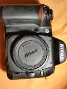 Nikon D80. :   