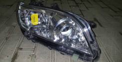 Фара. Toyota RAV4