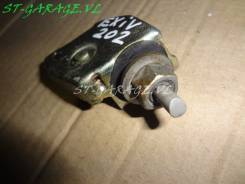 Замок лючка бензобака. Toyota Celica, ST202, ST203, ST205, ST202C Toyota Carina ED, ST202, ST203, ST205, ST200 Toyota Corona Exiv, ST200, ST203, ST202...