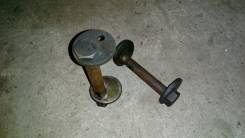 Болт. Toyota: Hiace, Toyoace, Quick Delivery, Granvia, Grand Hiace, Regius Ace, Regius, Dyna Двигатели: L, 5LE, 3L, 5L, 3Y, 2L, 2YC, 2RZ, 1RZE, 2Y, 4Y...