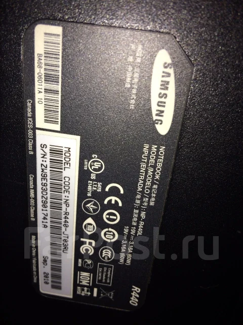 Samsung R440. 14", 2,4����, ��� 3072 ��, ���� 320���, WiFi: 1, Bluetooth: 1, ����������� �� 1��. ����
