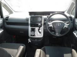 Toyota Voxy. ZRR70, 3ZR