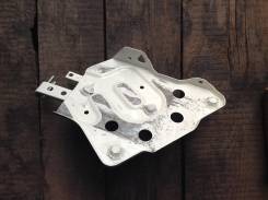 Кронштейн под аккумулятор. Honda Integra, DC5, LA-DC5, ABA-DC5 Acura RSX