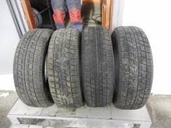 Bridgestone Blizzak Revo2. Зимние, без шипов, 2011 год, износ: 10%, 4 шт