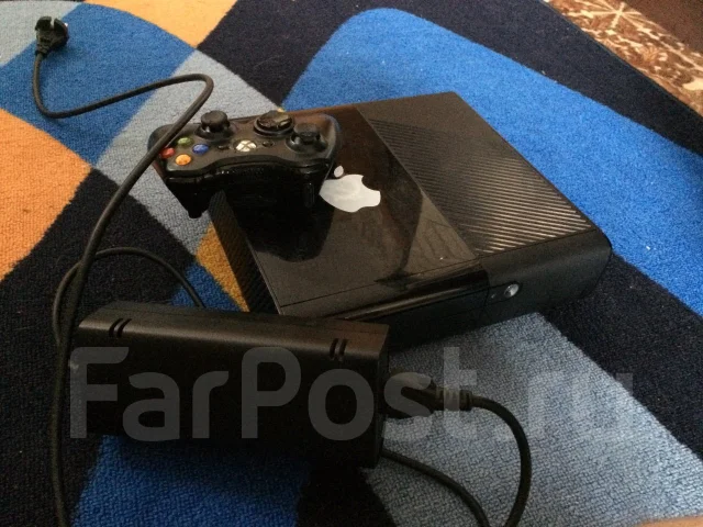 Microsoft Xbox 360 E 500Gb ����