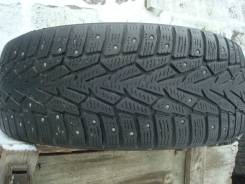 Nokian Hakkapeliitta 7. Зимние, шипованные, износ: 30%, 1 шт